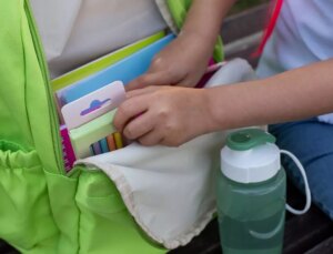 Anne-babalar dikkat! Öğrencilerin sevdiği ürünün satışı yasaklandı, toplatılıyor