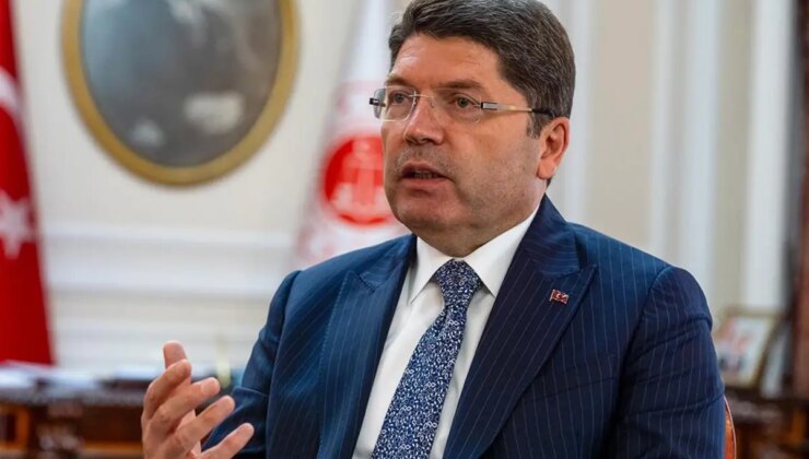 Bakan Tunç’tan Bursaspor ve Leyla Zana açıklaması