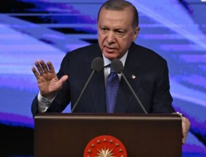 Cumhurbaşkanı Erdoğan: Düşen uçak için inceleme yapılıyor, kardeş Libya halkına başsağlığı diliyorum