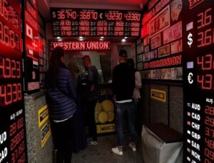 Döviz bürosuna gidecekler dikkat! Bir para birimi tabelalardan kaldırıldı