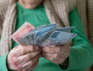 Emekli zammında bomba kulis! En düşük aylık için ilk kez bu rakam dillendirildi