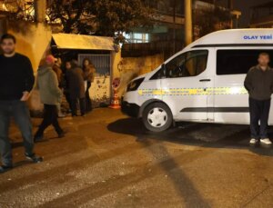 Hırsızlık için girdikleri evin sahibini öldürüp, kaçtılar