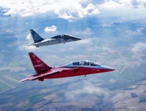 İspanya’ya 30 HÜRJET satışı için imzalar atıldı