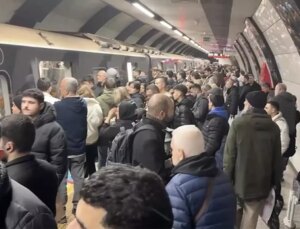 İstanbul’da metro arızası, seferler aksıyor