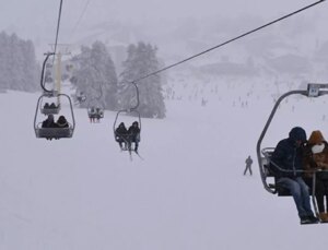 Japonya’da kayak merkezinde feci kaza: 5 yaşındaki çocuk hayatını kaybetti