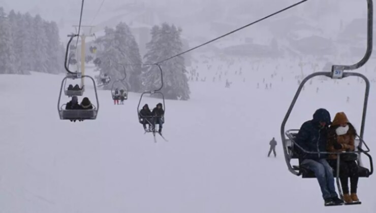 Japonya’da kayak merkezinde feci kaza: 5 yaşındaki çocuk hayatını kaybetti