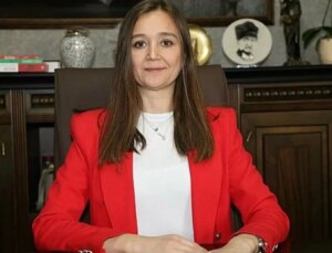 Kanser tedavisi gören Şehzadeler Belediye Başkanı Gülşah Durbay, hayatını kaybetti