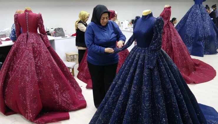 Kiraladığı gelinlik hayatını değiştirdi