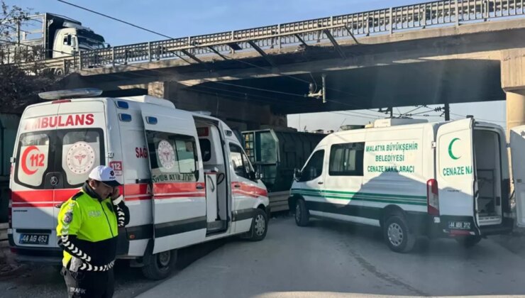 Malatya’da trenin çarptığı genç öldü