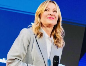 Meloni’den noel şakası: Bu yıl zordu ama 2026 daha zor olacak