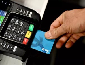 Merkez Bankası kredi kartı faiz oranlarını düşürdü