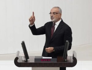 "Çift maaş alıyorum" diyen Sırrı Sakık’tan Meclis tarihine geçecek öneri