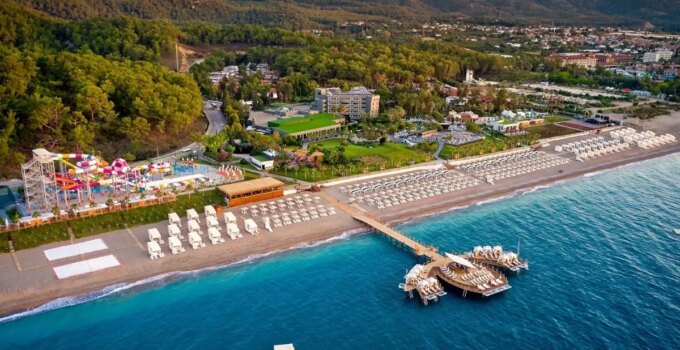 Rus iş insanın lüks oteli 6 milyar TL’ye satışa çıkarıldı