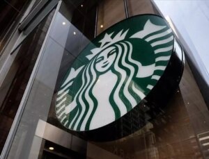 Starbucks yüzlerce mağazasını kapatma kararı aldı