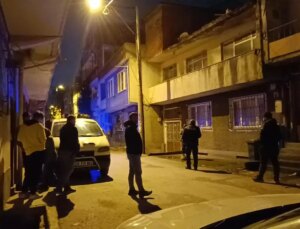 Tartıştığı babasını karnından bıçakladı