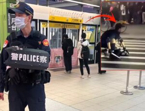 Tayvan’da metroda bıçaklı saldırı: Sis bombası atıp 3 kişiyi katletti