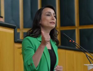 Tülay Hatimoğulları: Kürtler kamusal alanda Kürtçe Kur’an okuyabilmeli