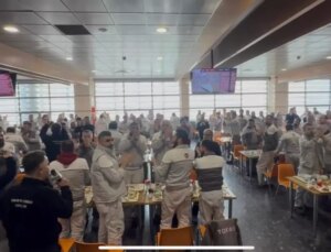 Türkiye’nin otomotiv devi Tofaş’ta isyan! İşçiler kazan kaldırdı