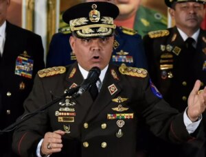 Venezuela Savunma Bakanı: Ülkeyi her ne pahasına olursa olsun koruyacağız
